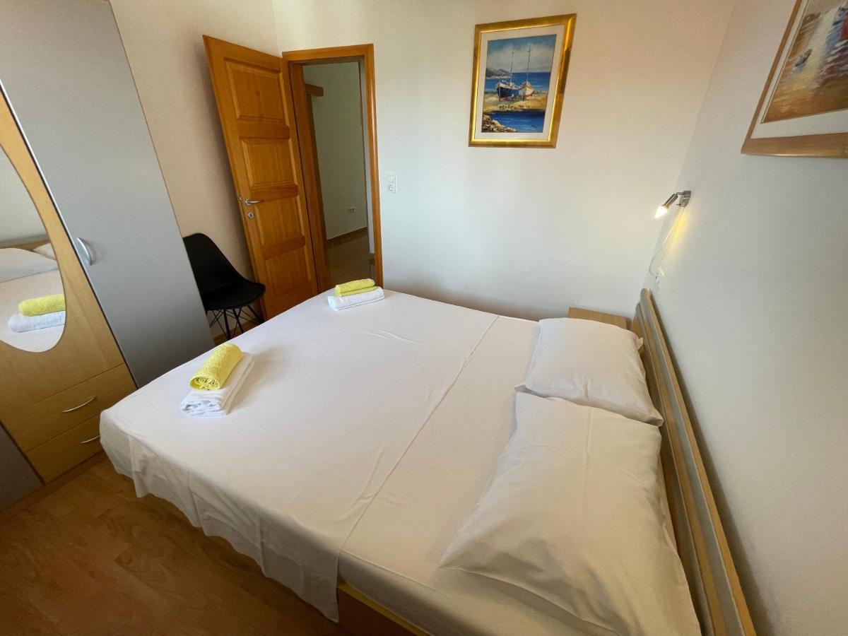 Apartment Jakasa Trogir Buitenkant foto