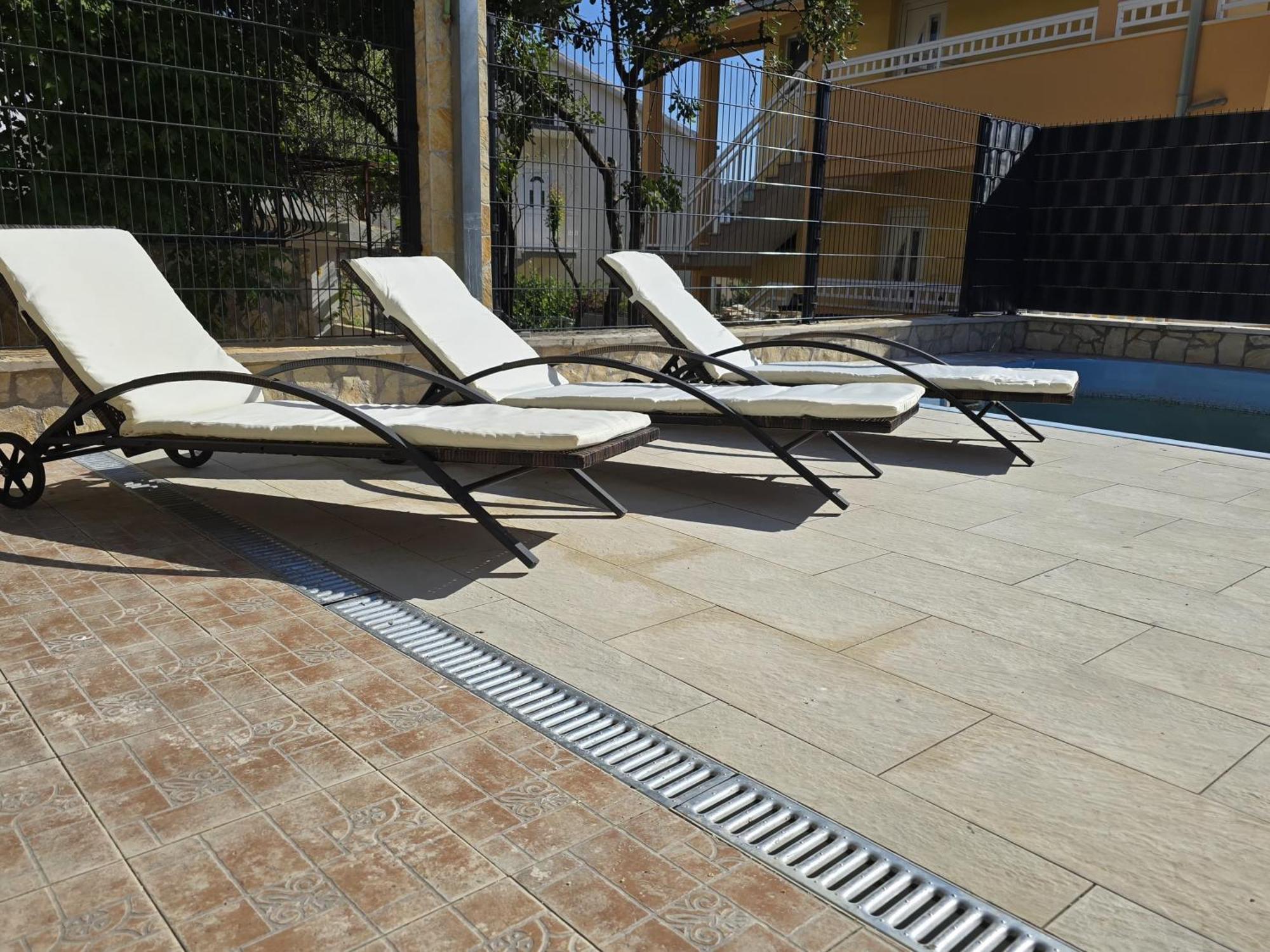 Apartment Jakasa Trogir Buitenkant foto
