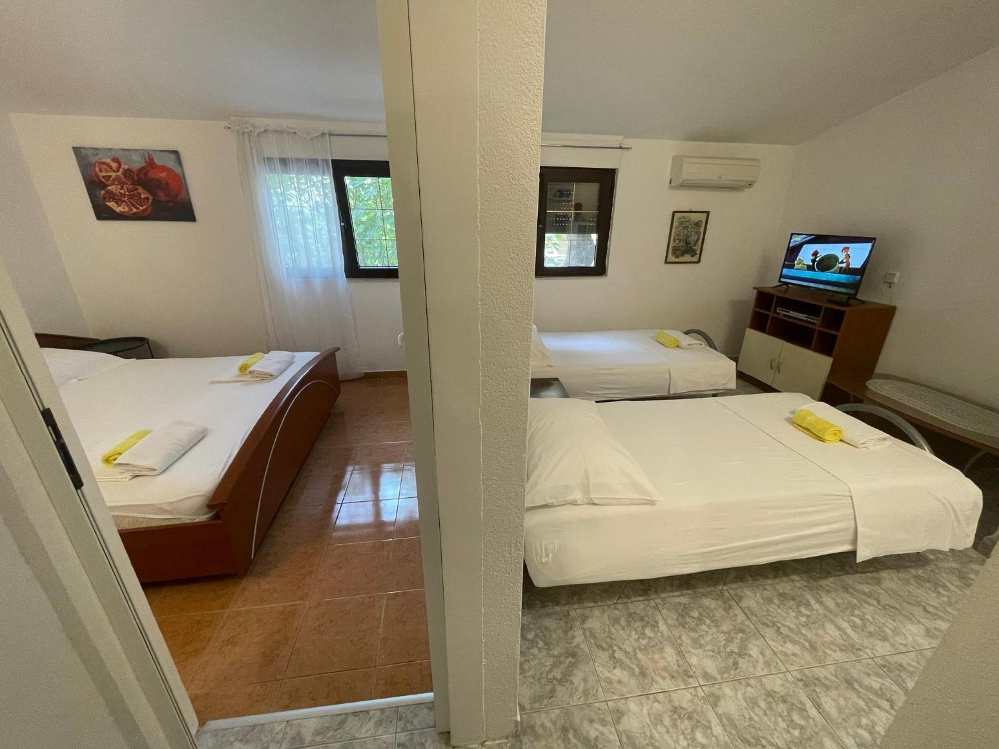Apartment Jakasa Trogir Buitenkant foto